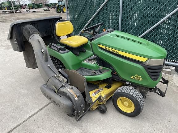 Image of John Deere X530 Primary image