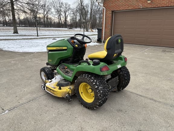Image of John Deere X580 equipment image 2