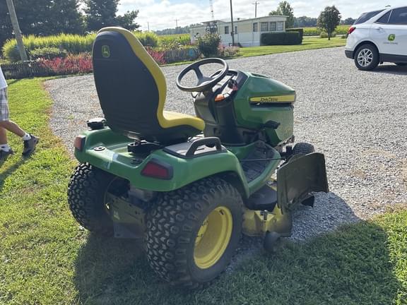 Image of John Deere X590 equipment image 3