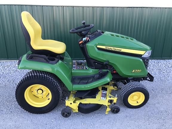 Image of John Deere X590 equipment image 1