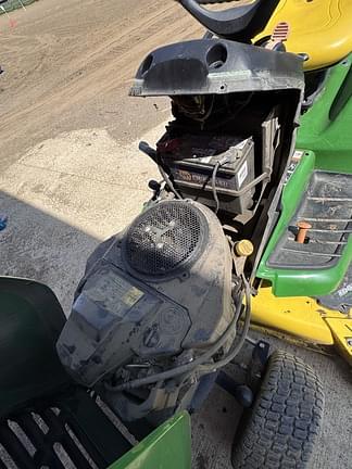 Image of John Deere X590 equipment image 4