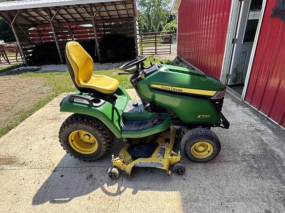 Image of John Deere X590 equipment image 1