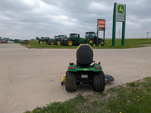 Image of John Deere X590 equipment image 2