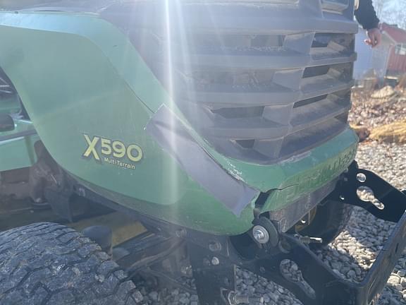 Image of John Deere X590 equipment image 4