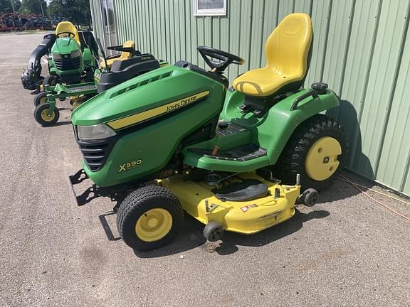 Image of John Deere X590 equipment image 1