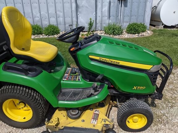 Main image John Deere X590