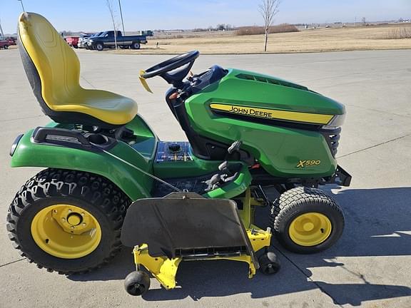 Image of John Deere X590 Primary image