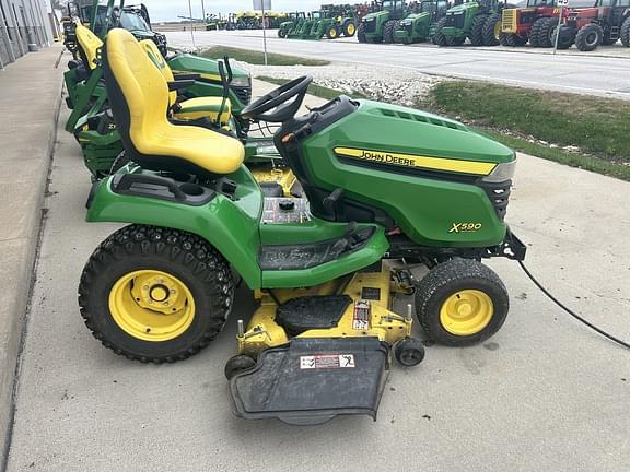 Image of John Deere X590 equipment image 2