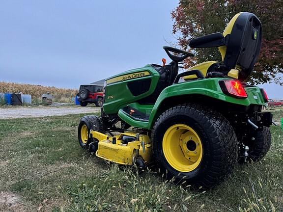 Image of John Deere X730 equipment image 1