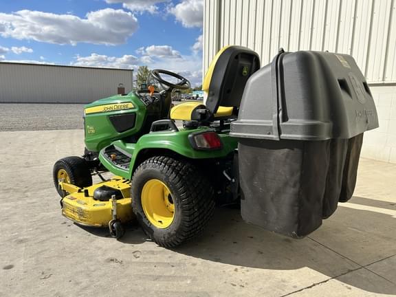 Image of John Deere X730 equipment image 2