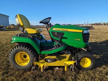 Main image John Deere X730