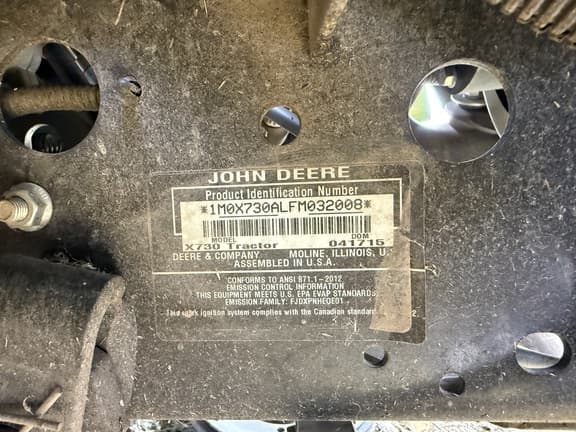 Image of John Deere X730 equipment image 4