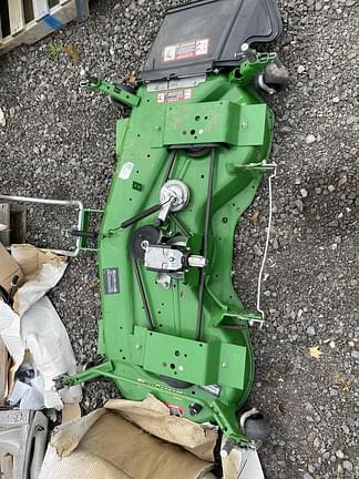 Image of John Deere X730 equipment image 4