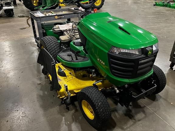 Image of John Deere X734 equipment image 4