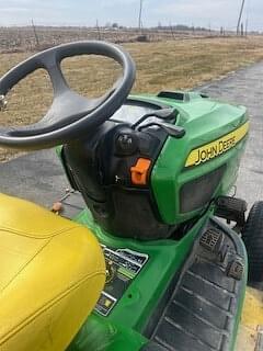 Image of John Deere X734 equipment image 4