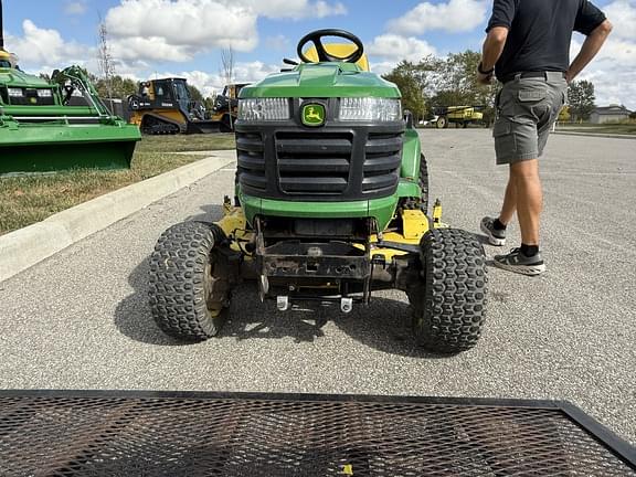 Image of John Deere X739 equipment image 1