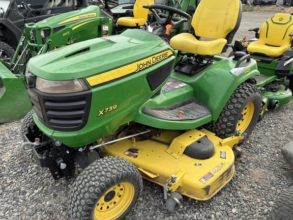 Image of John Deere X739 equipment image 2