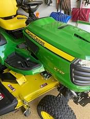 2015 John Deere X739 Equipment Image0