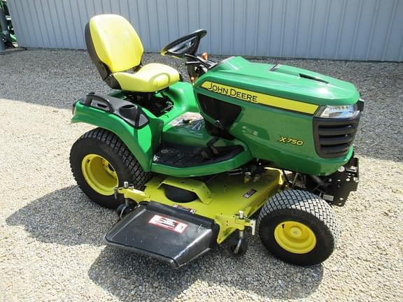 Image of John Deere X750 Primary image