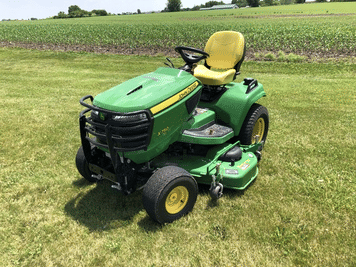 Main image John Deere X750