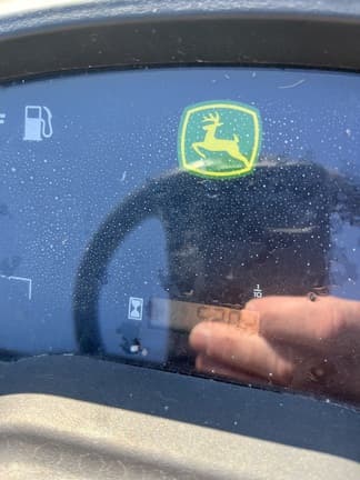 Image of John Deere X750 equipment image 4