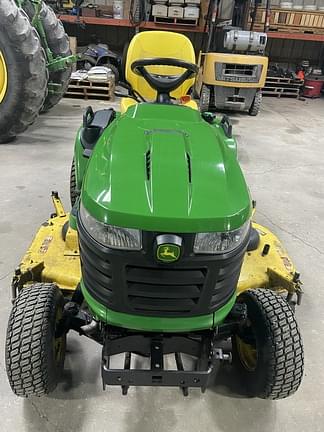 Image of John Deere X754 equipment image 3