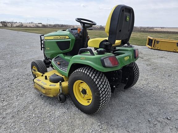 Image of John Deere X754 equipment image 2