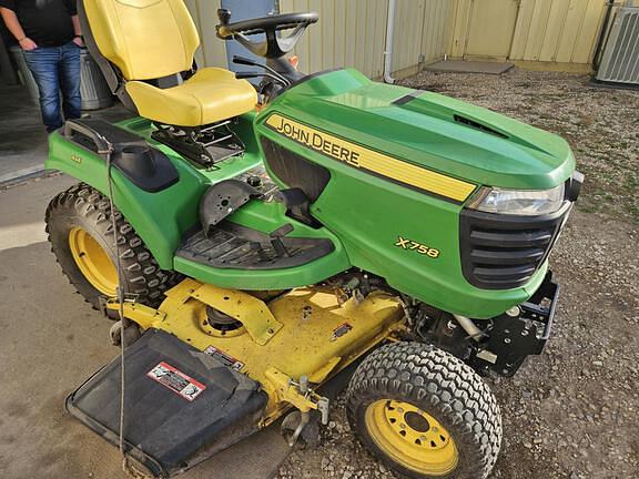 Image of John Deere X758 equipment image 1