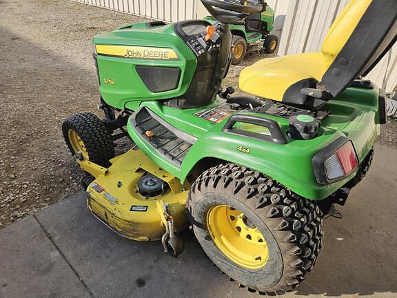 Image of John Deere X758 equipment image 3