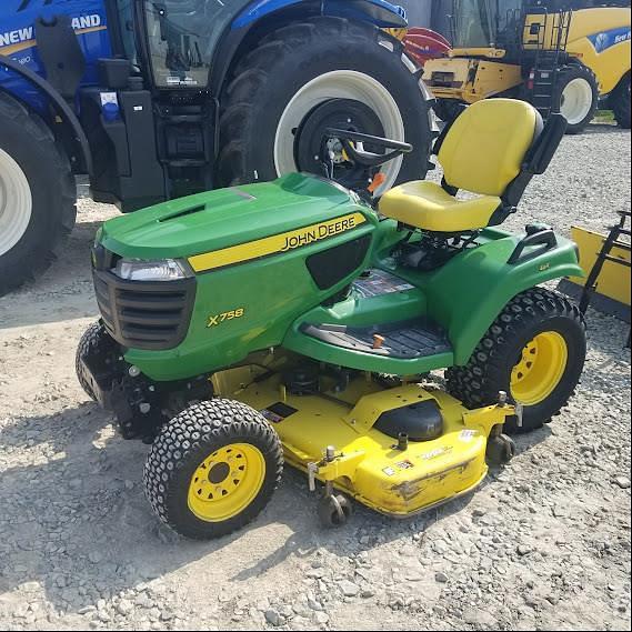 Image of John Deere X758 Primary image