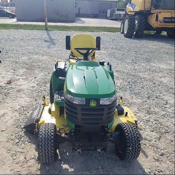 Image of John Deere X758 equipment image 4