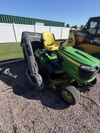 Image of John Deere X758 Primary image