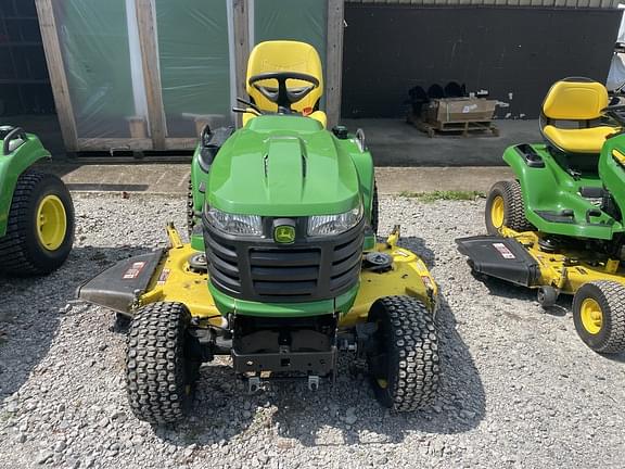 Image of John Deere X758 equipment image 2