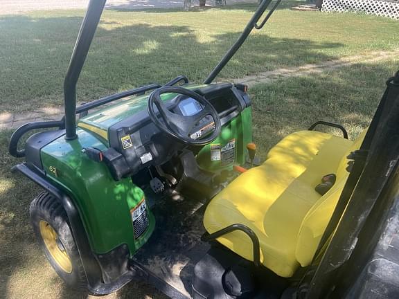 Image of John Deere XUV 625i equipment image 4