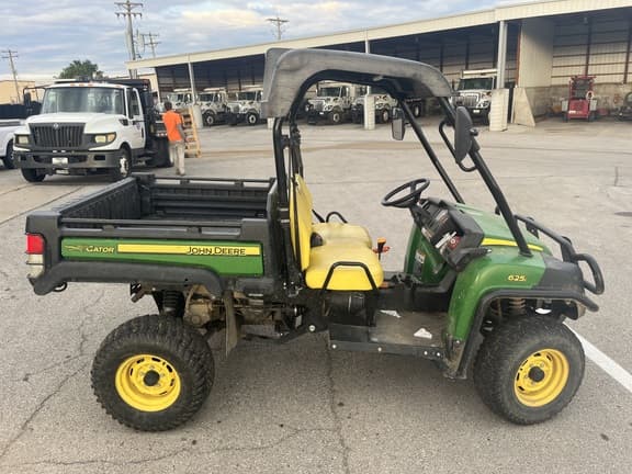 Image of John Deere XUV 625i Primary image
