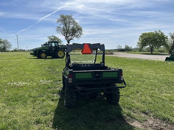 Image of John Deere Gator XUV 825i equipment image 4