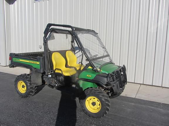 Image of John Deere Gator XUV 825i equipment image 1