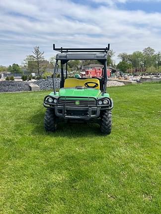 Image of John Deere Gator XUV 825i equipment image 1