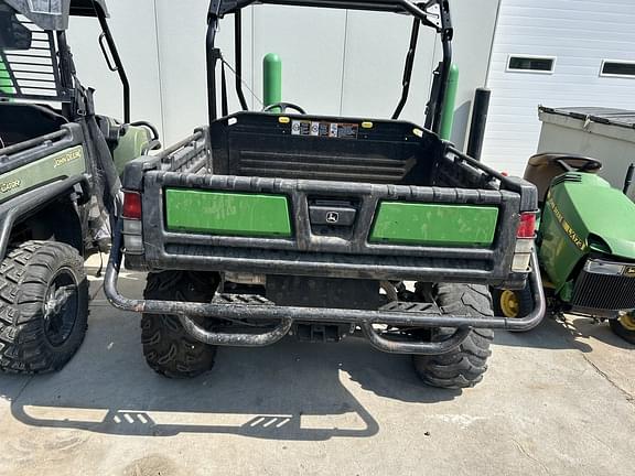 Image of John Deere Gator XUV 825i equipment image 4