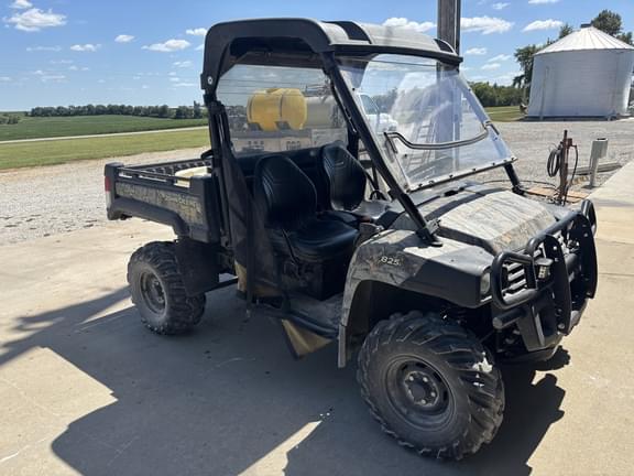 Image of John Deere Gator XUV 825i equipment image 2