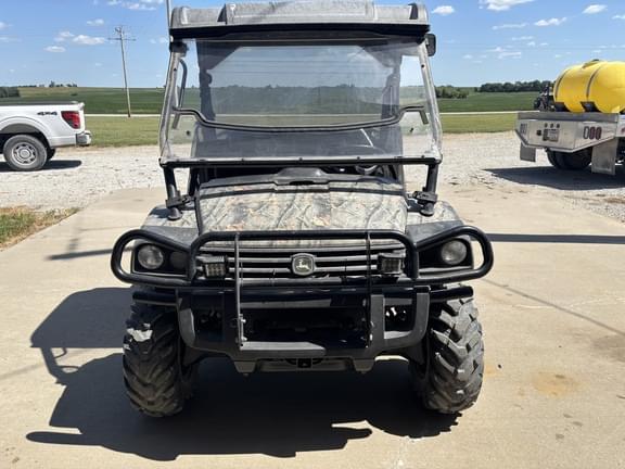 Image of John Deere Gator XUV 825i equipment image 1