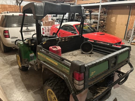 Image of John Deere Gator XUV 825i equipment image 3