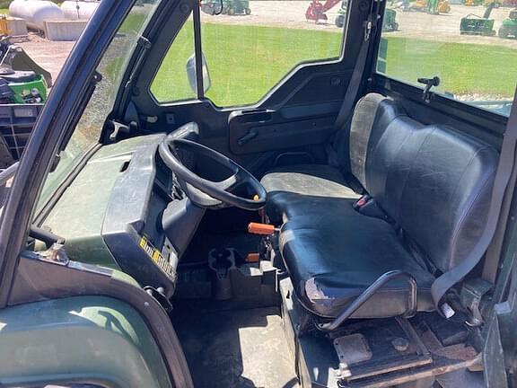 Image of John Deere Gator XUV 825i equipment image 4