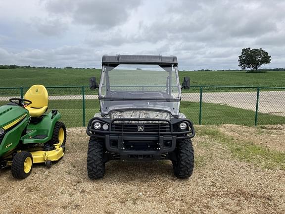 Image of John Deere Gator XUV 825i Primary image