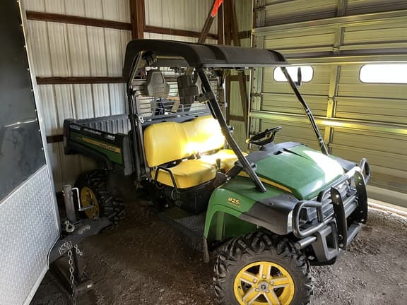 Image of John Deere Gator XUV 825i Primary image
