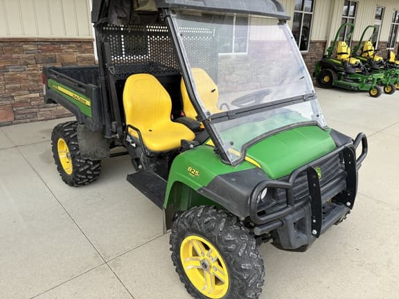 Image of John Deere Gator XUV 825i equipment image 2