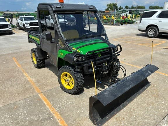 Image of John Deere Gator XUV 825i Primary image