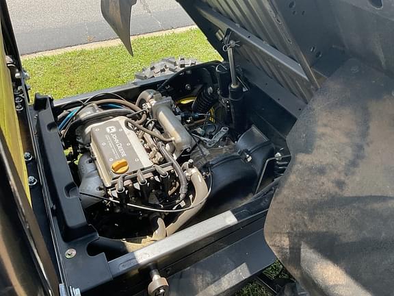 Image of John Deere Gator XUV 825i equipment image 3