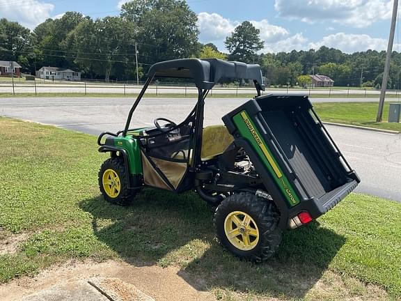 Image of John Deere Gator XUV 825i equipment image 1