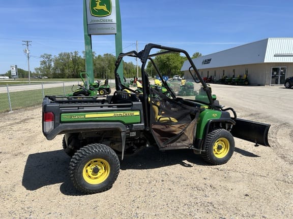 2015 John Deere Gator XUV 825i Equipment Image0